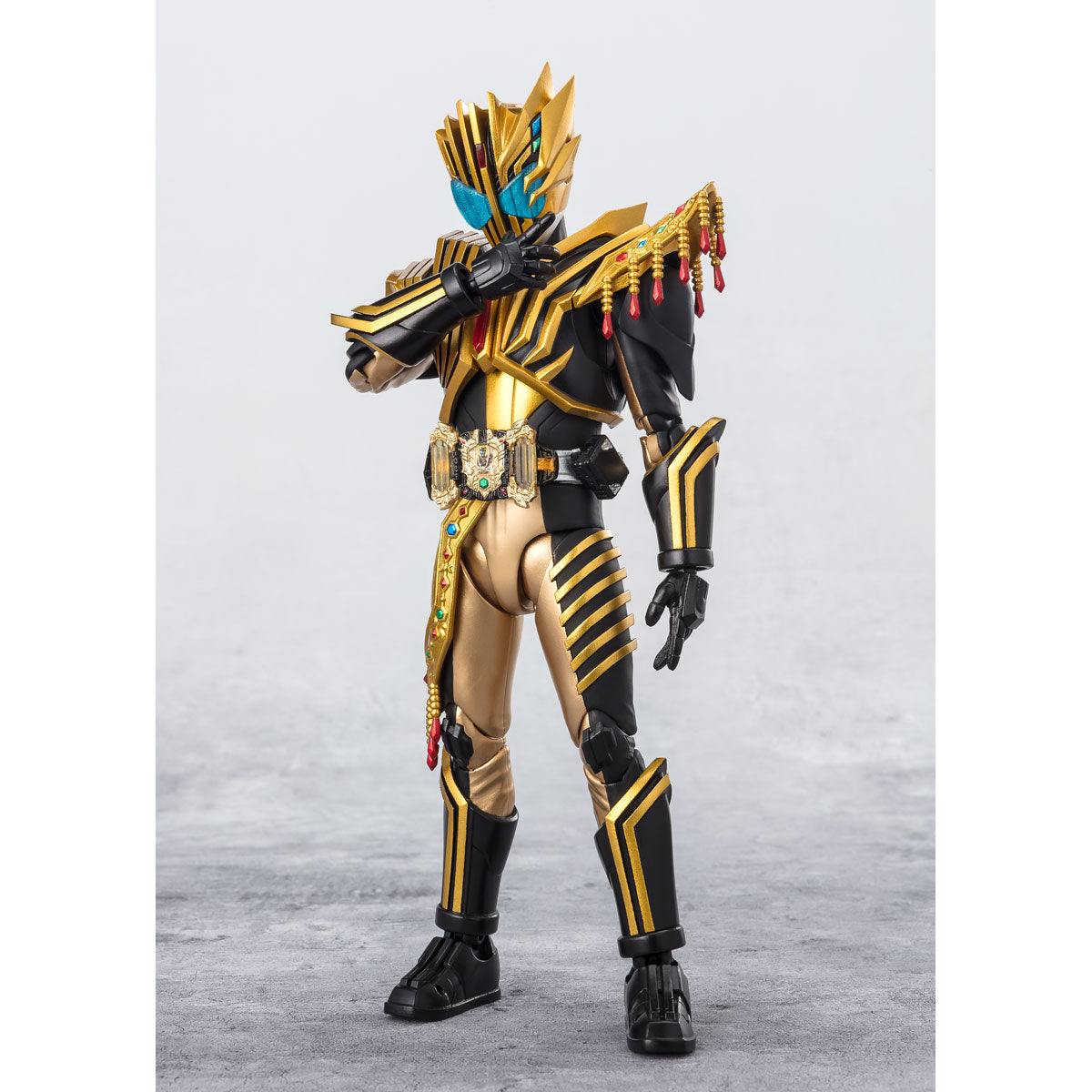 [Pre-order]Bandai -  S.H.Figuarts KAMEN RIDER LEGEND