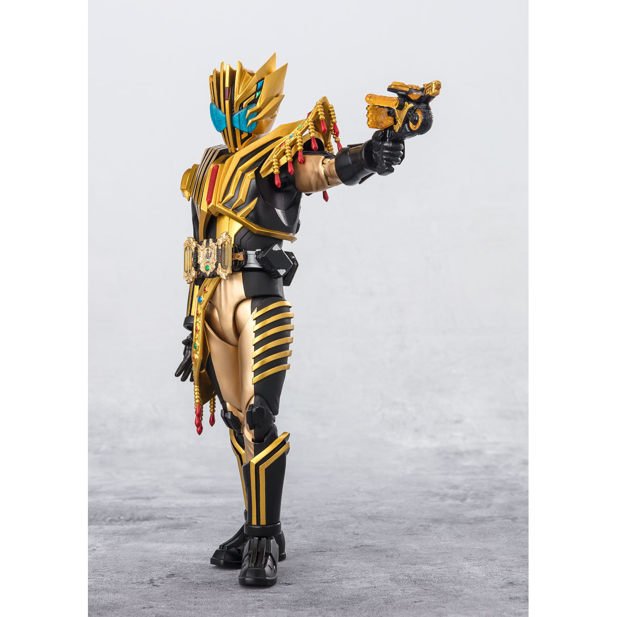 [Pre-order]Bandai -  S.H.Figuarts KAMEN RIDER LEGEND